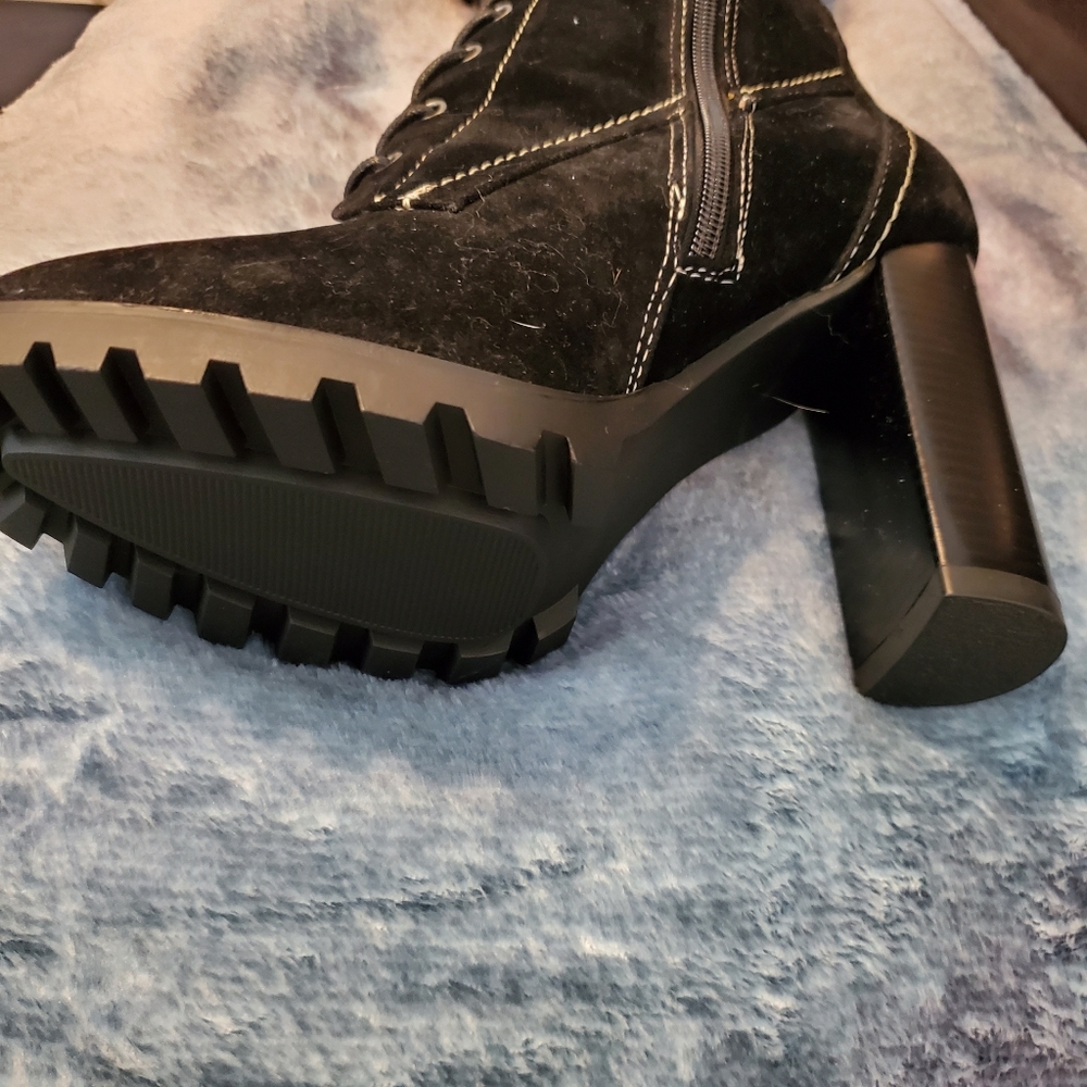 Lace up boots